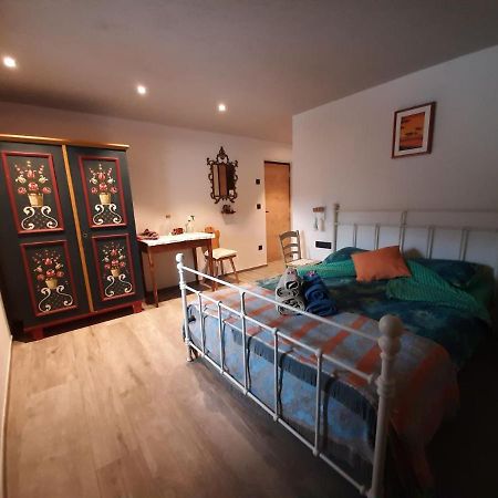 Haus Fels Bed & Breakfast Sluderno Bagian luar foto